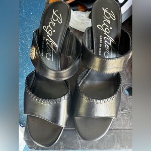 Womens Size 9 Brighton Sandals in great condition there's no original box